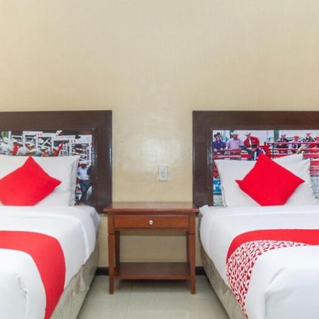 Oyo 133 Jazzy James Country Hotel 2 Davao City Exterior foto
